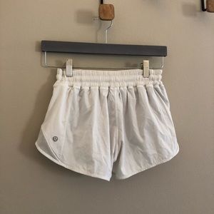 White Hotty Hot Short ll *2.5”